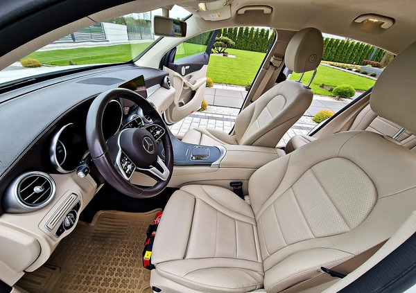 Mercedes-Benz GLC cena 199000 przebieg: 50000, rok produkcji 2019 z Sierpc małe 211